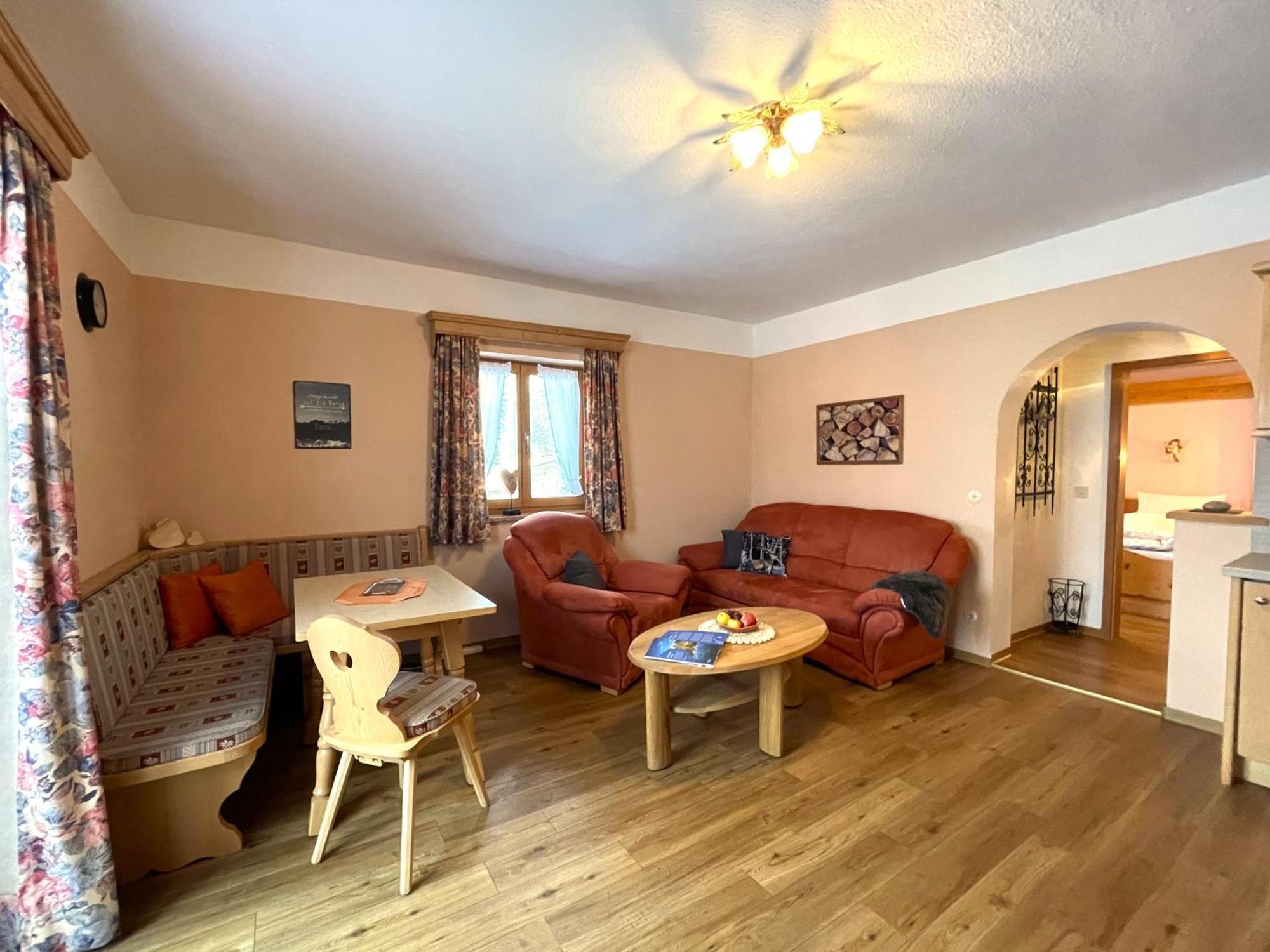 Ferienwohnung "Beim Henser" Wallgau Exterior foto